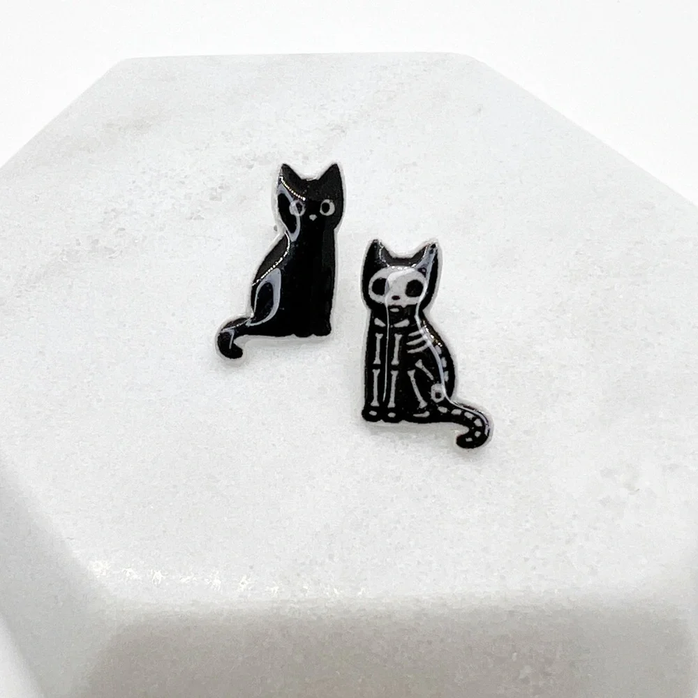 Handmade Halloween Skeleton Kitty Cat Stud Earrings Spooky Fall Season - Picture 3 of 4